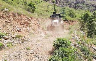 Şenoba Belediyesi yaylalara yol yapım çalışmalarını...