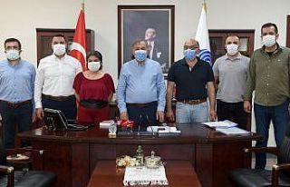 Seyhan Belediyesinden 1 Mayıs ikramiyesi