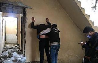 Siirt emniyetinden 300 personelle uyuşturucu operasyonu