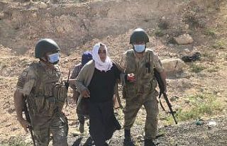 Siirt’te akrebin soktuğu kadın için Mehmetçik...