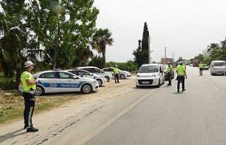 Silifke’nin giriş ve çıkışlarında denetim...