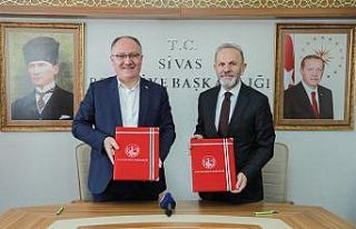 Sivas Belediyesi ve Türk Ocakları Sivas şubesi...