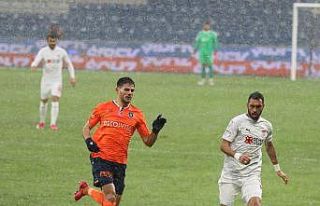 Sivasspor ile Başakşehir 26. randevuda