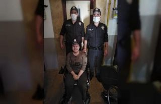 SMA hastası genç kıza polis ekiplerinden doğum...