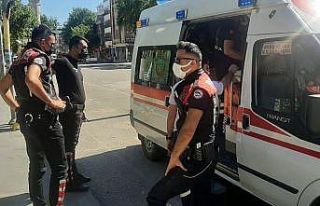 Sokak ortasında saldırıya uğrayan kişi yaralandı
