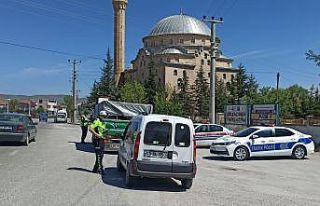 Şuhut’ta Trafik Haftası yapılan uygulamalarla...