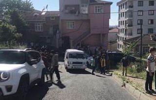 Sultanbeyli’de yangında apartman tahliye edildi,...