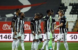 Süper Lig: Beşiktaş: 0 - Karagümrük: 0 (Maç...