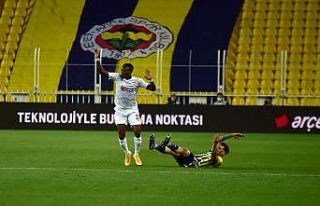 Süper Lig: Fenerbahçe: 0 - DG Sivasspor: 1 (İlk...