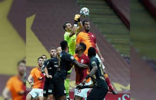 Süper Lig: Galatasaray: 0 - Yeni Malatyaspor: 1 (İlk...