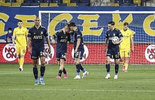 Süper Lig: MKE Ankaragücü: 1 - Fenerbahçe: 1 (İlk...