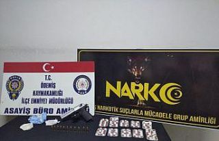 Şüphe üzerine durdurulan araçtan uyuşturucu ve...