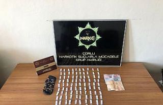 Şüpheli şahıstan 120 fişek eroin çıktı