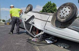 Takla atan otomobilin sürücüsü yaralandı