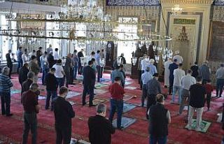 Tam kapanma gölgesinde Ramazan-ı Şerif’in son...