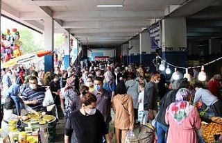 Tam kapanmada Cumartesi günleri pazarlar açık olacak