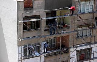 Tam kısıtlamada da çalışmalarını sürdürdüler