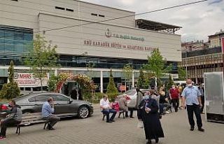 Tavuk dönerden zehirlenen 9 kişi hastaneye başvurdu