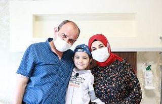 Tekden kalp ekibinden 5 yaşındaki Batuhan’a kalp...