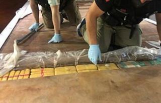 TEM’deki aracın tabanından 139 kilo 350 gram eroin...