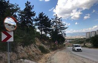 Tepegöz güvenlik aynası tekrardan aynı yerini...