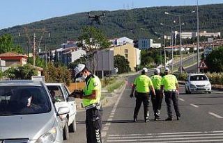Trafik ekiplerinden Dron’lu denetim