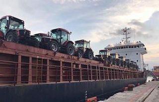 Traktörler Gine için yola çıktı