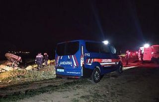 Traktörün altında kalan Afgan uyruklu genç hayatını...