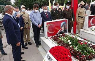 Tümgeneral Aydoğan Aydın kabri başında anıldı
