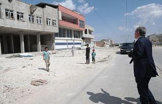 Turizm yolu için yıkım çalışmaları sürüyor