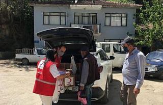 Türk Kızılay Mudanya’da 150 aileye yardım ulaştırdı
