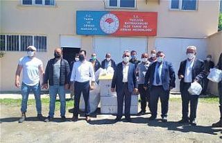 Tuzluca’da arıcılara ilaç dağımı yapıldı