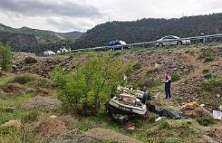 Uçuruma devrilen otomobildeki sürücü öldü
