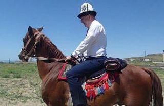 Ümit Özdağ, Kırgız Türklerinin yaşadığı...