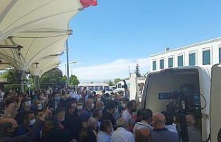 Ünlü sanatçı Oğuz Yılmaz toprağa verildi