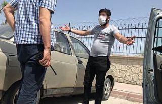 Uygulama noktasından otomobille kaçtı, yakalanınca...