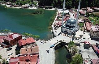 Uzungöl’de jandarmadan drone ile trafik denetimi