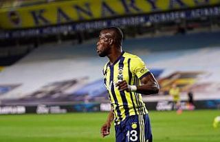 Valencia gol sayısını 10’a yükseltti
