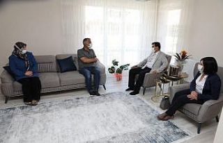 Vali Aslantaş, Ramazan Bayramı’nın ilk gününü...