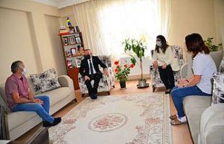 Vali Öner’den şehit ve gazi ailelerine bayram...