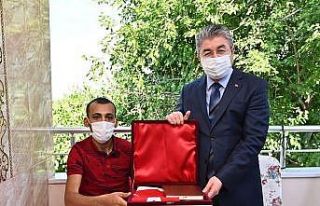 Vali Yılmaz’dan Kuzey Irak gazisi Talan’a ziyaret