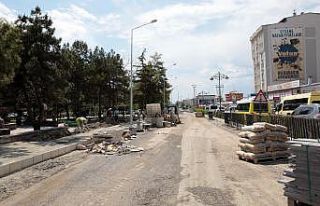 Van Büyükşehir Belediyesinden cadde yenileme çalışması