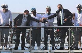 Van Gölü için 550 kilometre pedal çevirerek su...