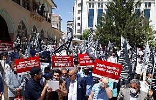 Van’da Filistin şehitleri için giyabi cenaze namazı...