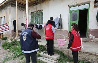 Vefa Sosyal Destek Grubundan maaş dağıtımı