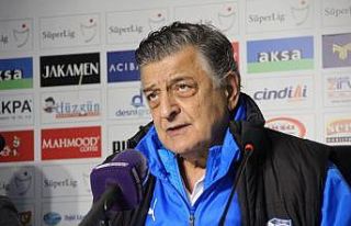 Yılmaz Vural: “Hakem hatalarının başımıza...
