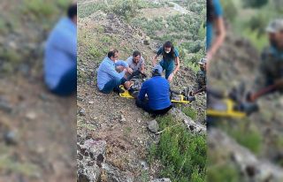 Yozgat’ta kayalıklardan düşen 1 kişi yaralandı