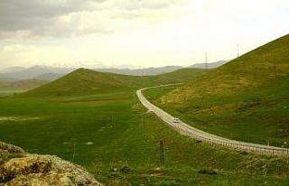 Yüksekova’da bahar güzelliği