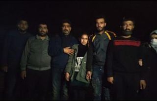 Yunanistan tarafından itilen 18 düzensiz göçmeni...
