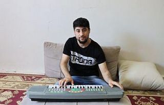 Zihinsel engelli genç internetten izlediği videolarla...